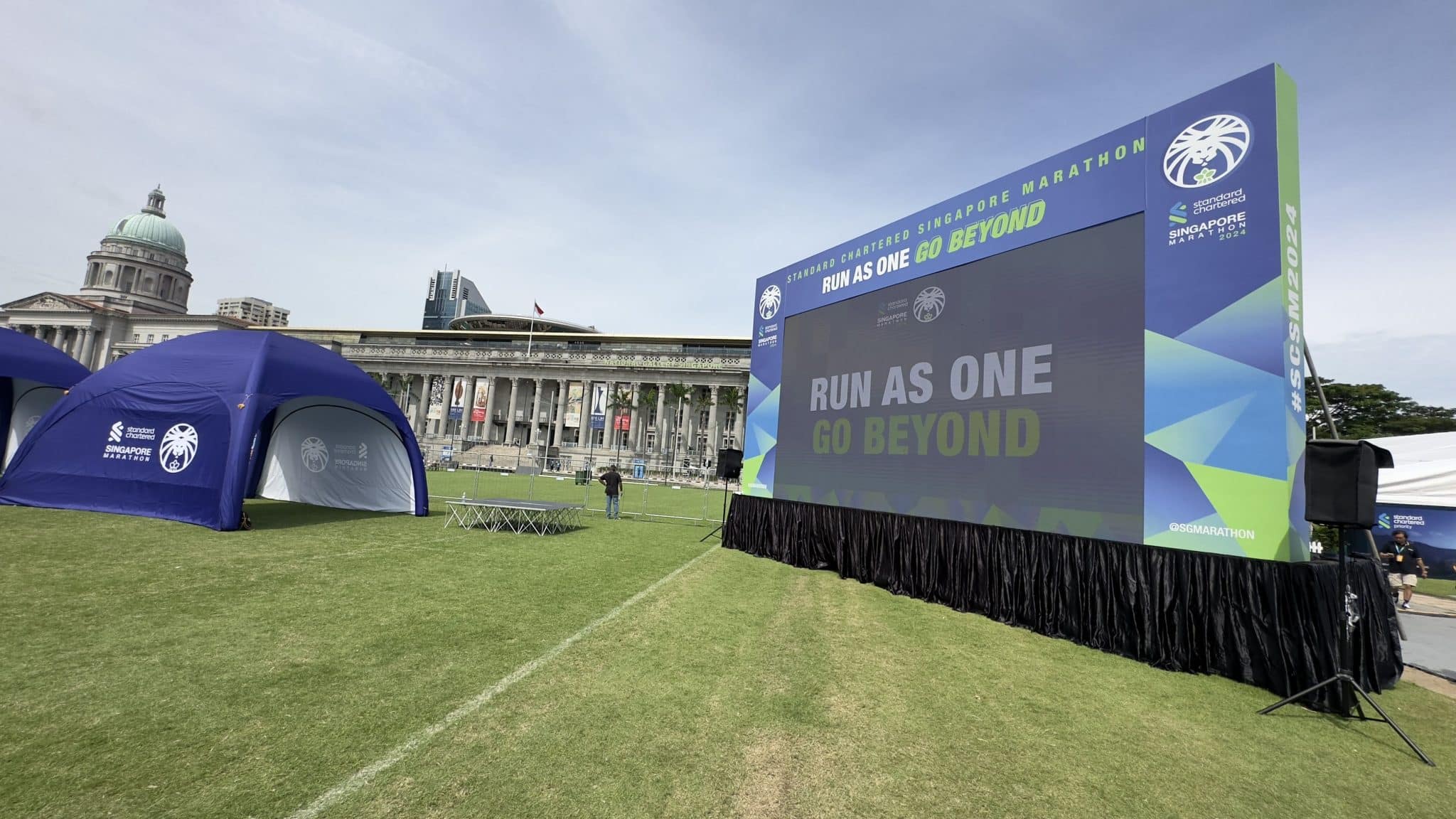 Outdoor Rental for Standard Chartered Singapore Marathon 2024 at Padang